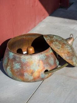 Acorn Hose Pot -Gardeners Supplies Sales 3 4 crop 8613361 0051