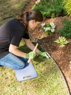 EasyFlex™ Aluminum Edging, 24' 9 EasyFlex™ Aluminum Edging, 24' -Gardeners Supplies Sales 8592450 0188 tif