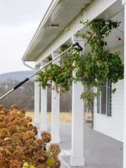 18” 8-Pattern Rotating Water Wand With Cork Handle -Gardeners Supplies Sales 8600231 302 tif