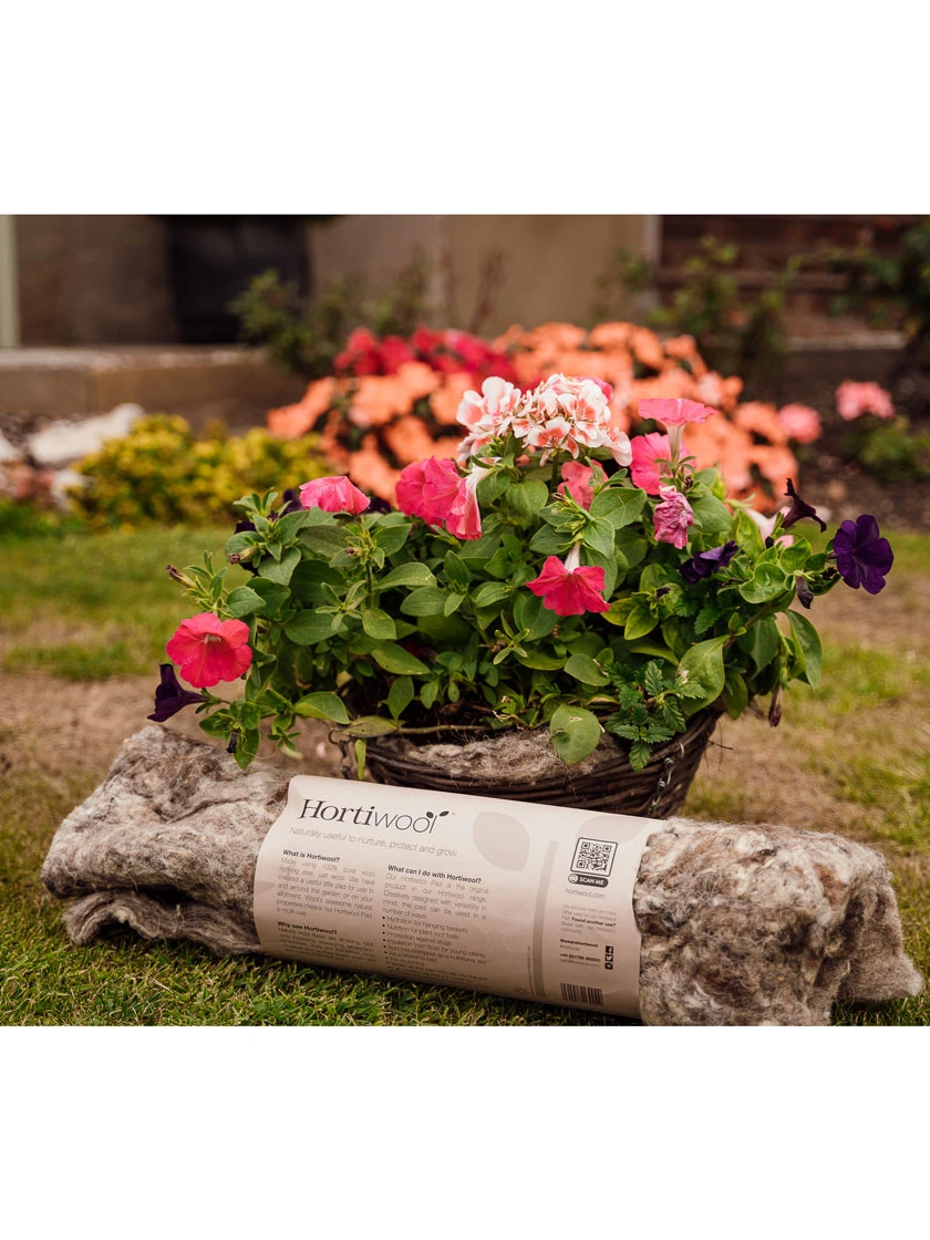 Hortiwool ® Hanging Basket Liner, Set Of 2 4 Hortiwool ® Hanging Basket Liner, Set Of 2 - Image 4